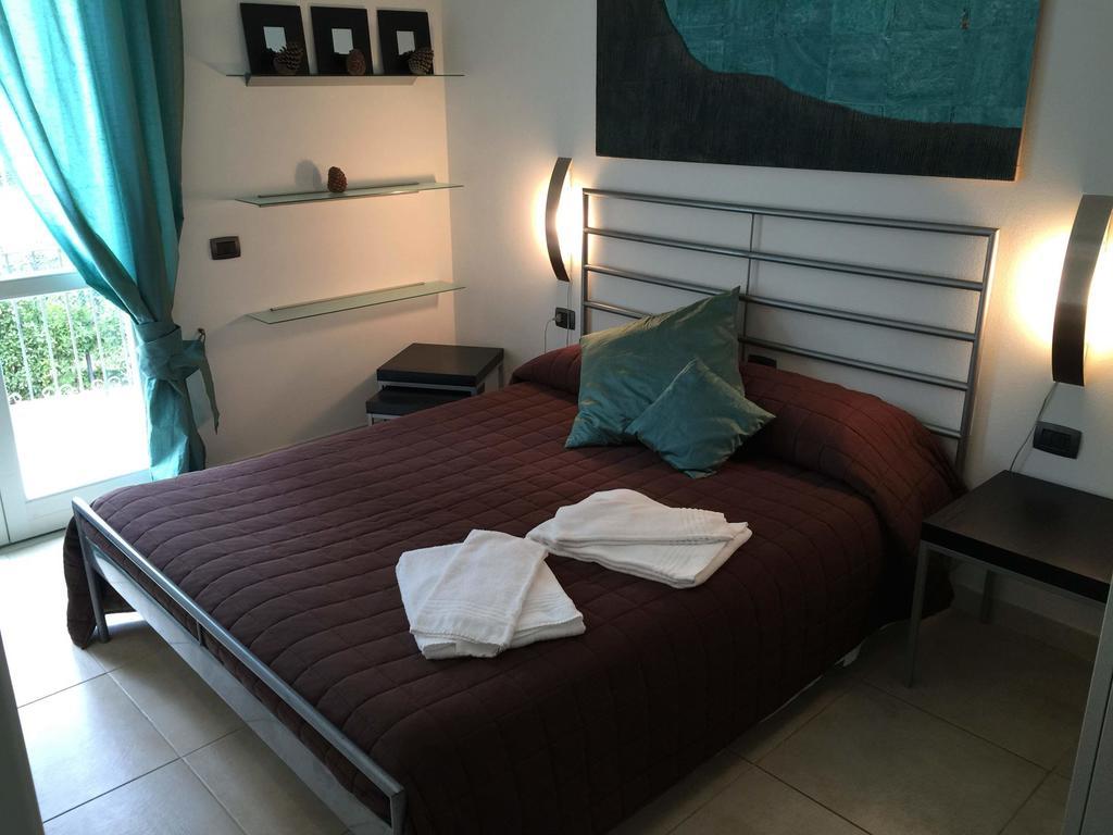 Residence Casa Bianca 马里纳迪马萨 外观 照片
