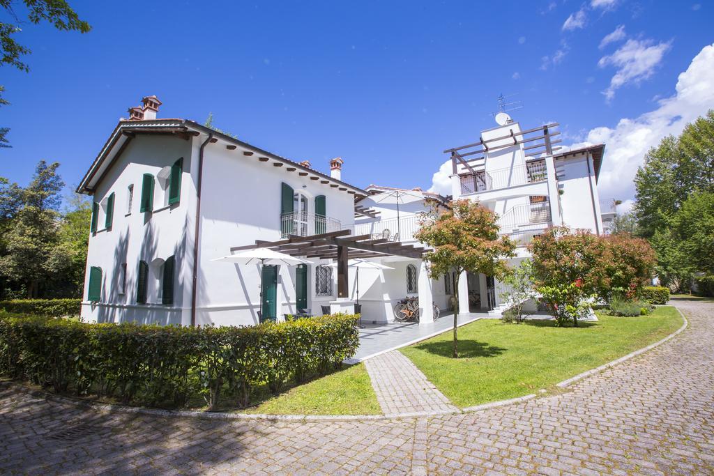 Residence Casa Bianca 马里纳迪马萨 外观 照片