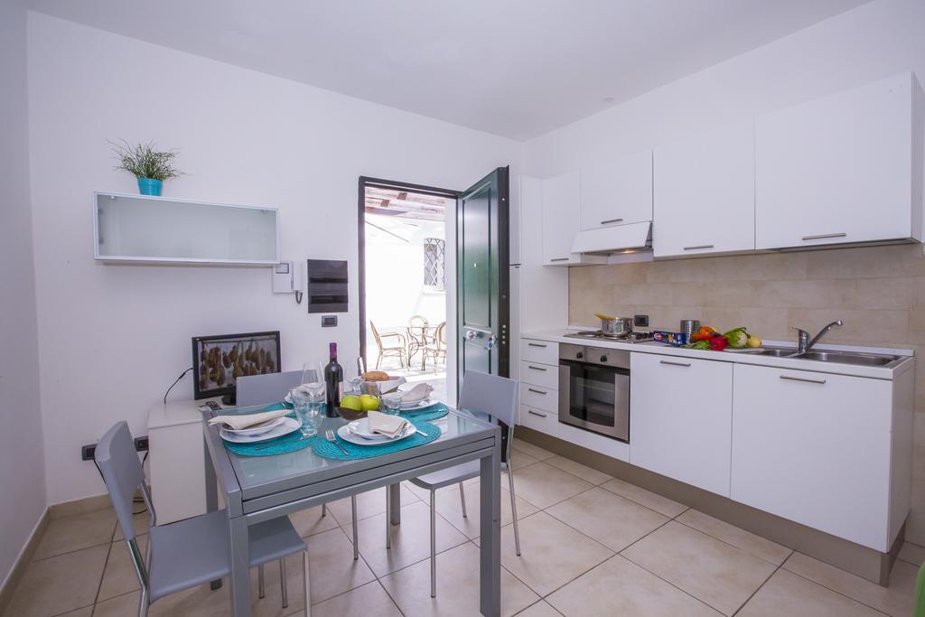 Residence Casa Bianca 马里纳迪马萨 外观 照片
