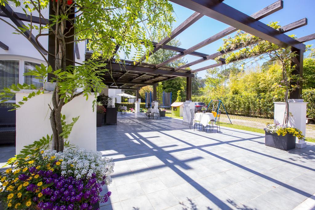 Residence Casa Bianca 马里纳迪马萨 外观 照片